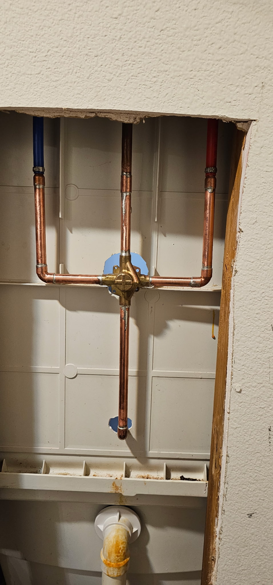 Copper plumbing installation